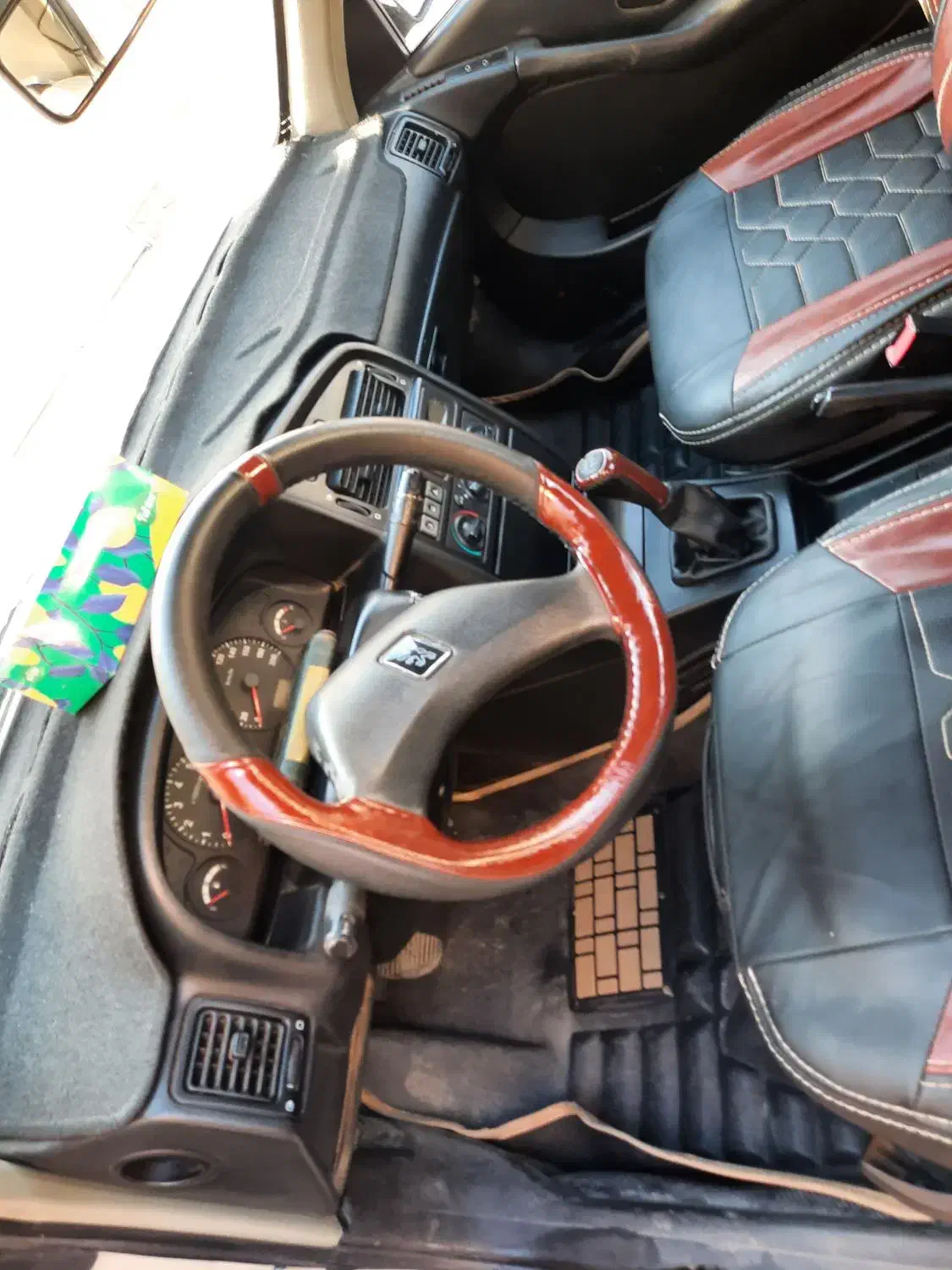 ماشین ۴۰۵ نقره ای|خودرو سواری و وانت|یزد, |دیوار