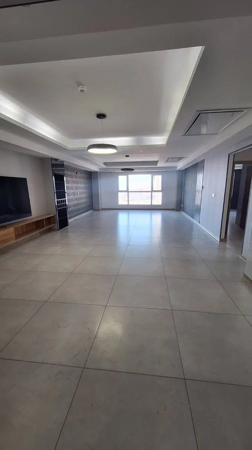 واحد ۱۶۰متر، ۳خواب|اجارهٔ آپارتمان|تهران, مروارید شهر|دیوار