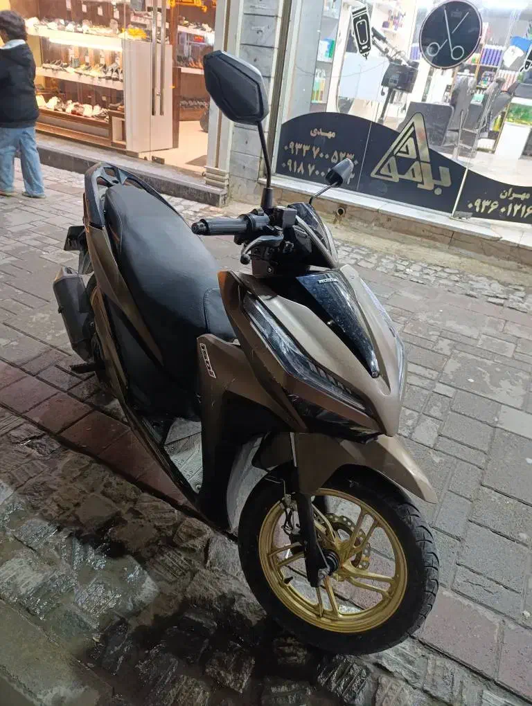 کلیک 150 مدل 1400|موتورسیکلت|اشتهارد, |دیوار