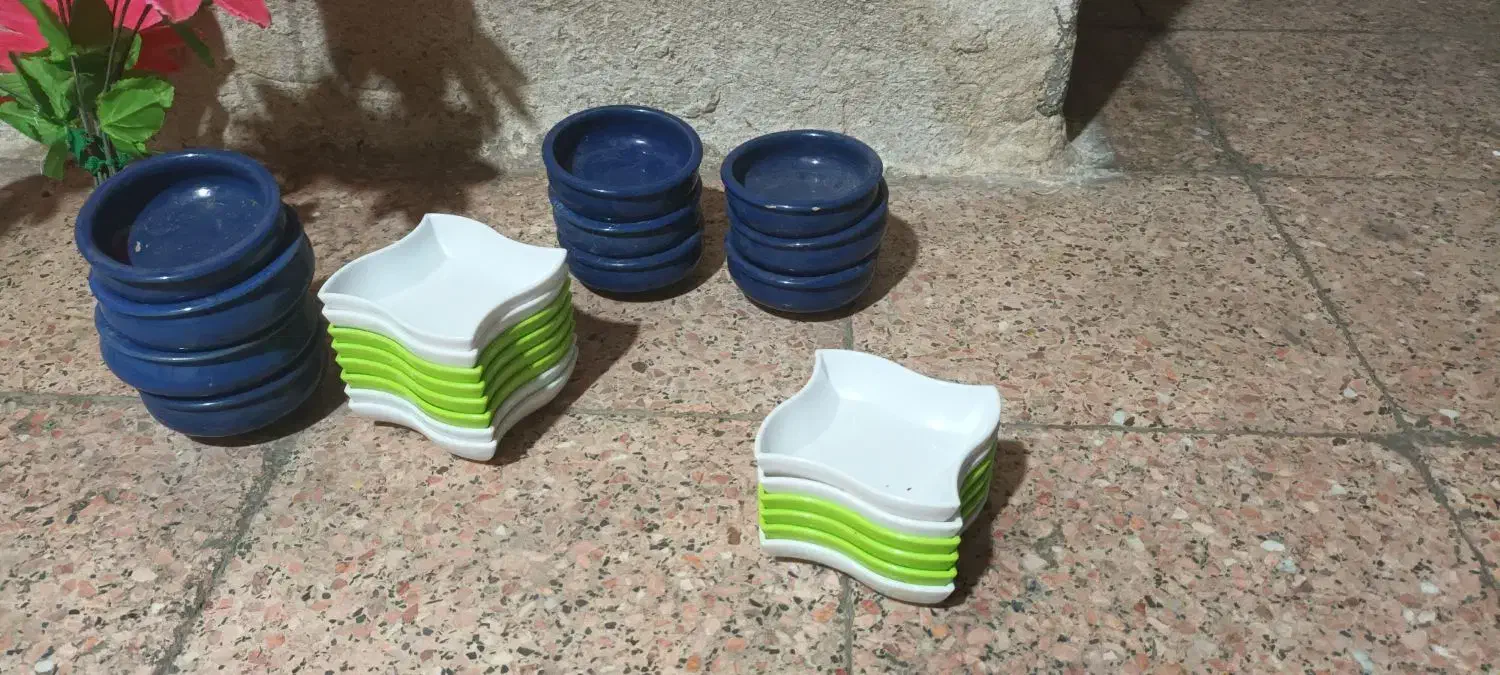 ظرف|ظروف نگهدارنده، پلاستیکی، یک‌بارمصرف|دوگنبدان, |دیوار