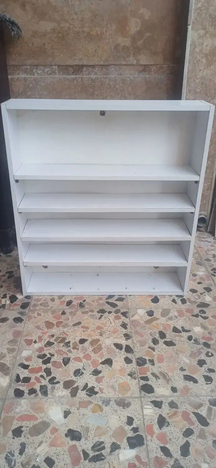 ۲عدد قفسه لوازم آرایشی و لاک و...|کتابخانه، شلف، قفسه‌های دیواری|ساری, |دیوار