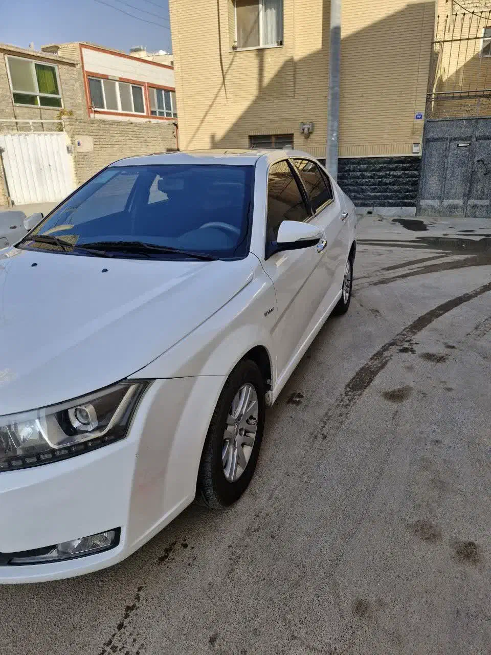 دنا پلاس تمام فول مدل 97|خودرو سواری و وانت|اصفهان, ابر|دیوار