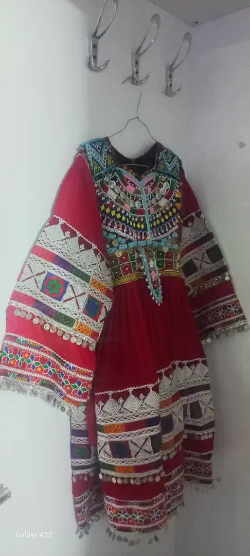 لباس محلی گند افغانستانی|لباس|ورامین, ورامین|دیوار