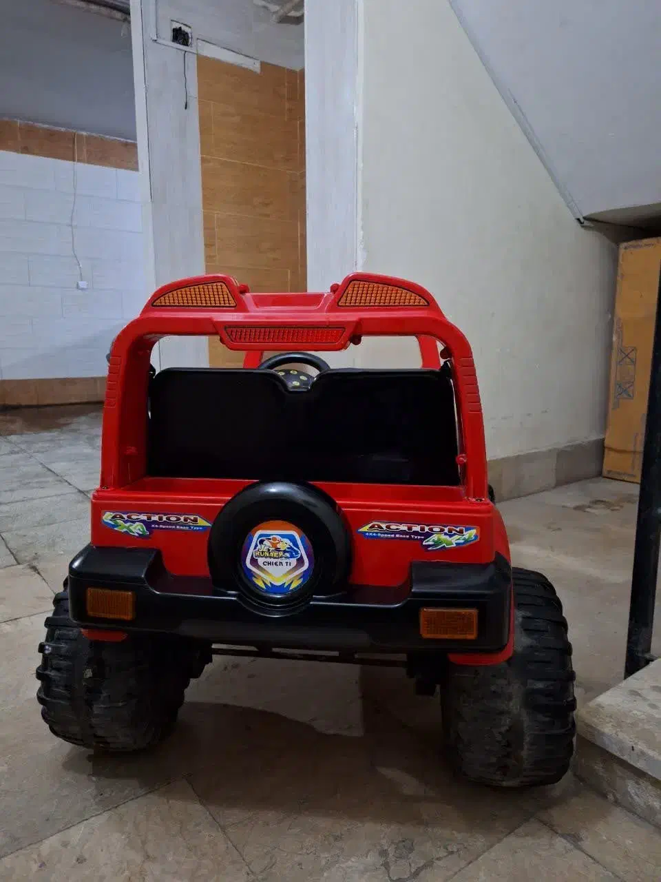 ماشین شارژی|اسباب‌بازی بچه|مشهد, شهید رضوی|دیوار