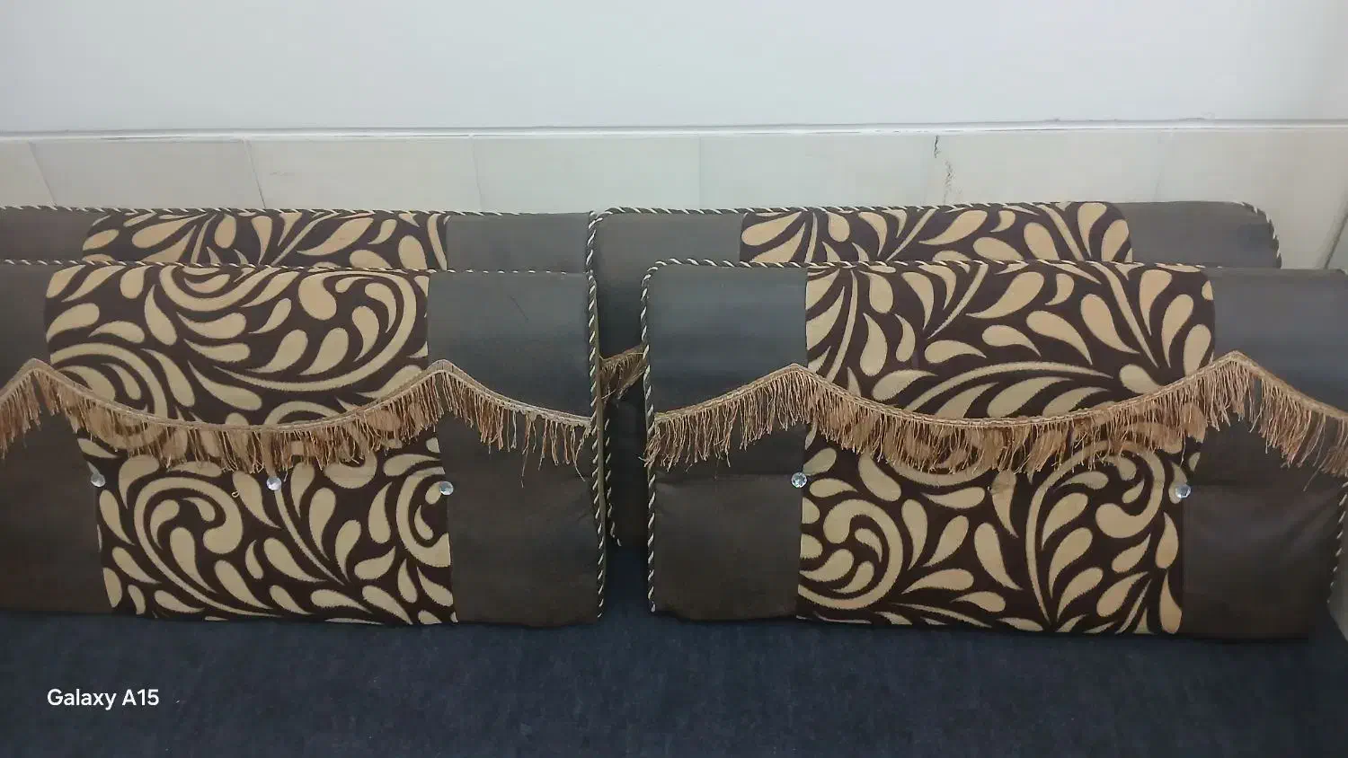 پشتی سالم|پشتی|فسا, |دیوار