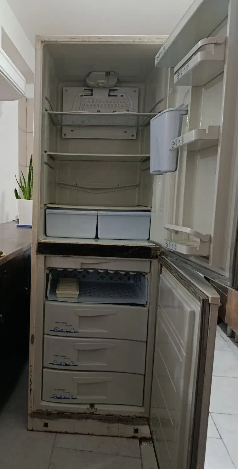 حراج لوازم خانه یخچال و غیره|اجاق گاز و لوازم برقی پخت‌وپز|قرچک, میرزائی جنوبی|دیوار