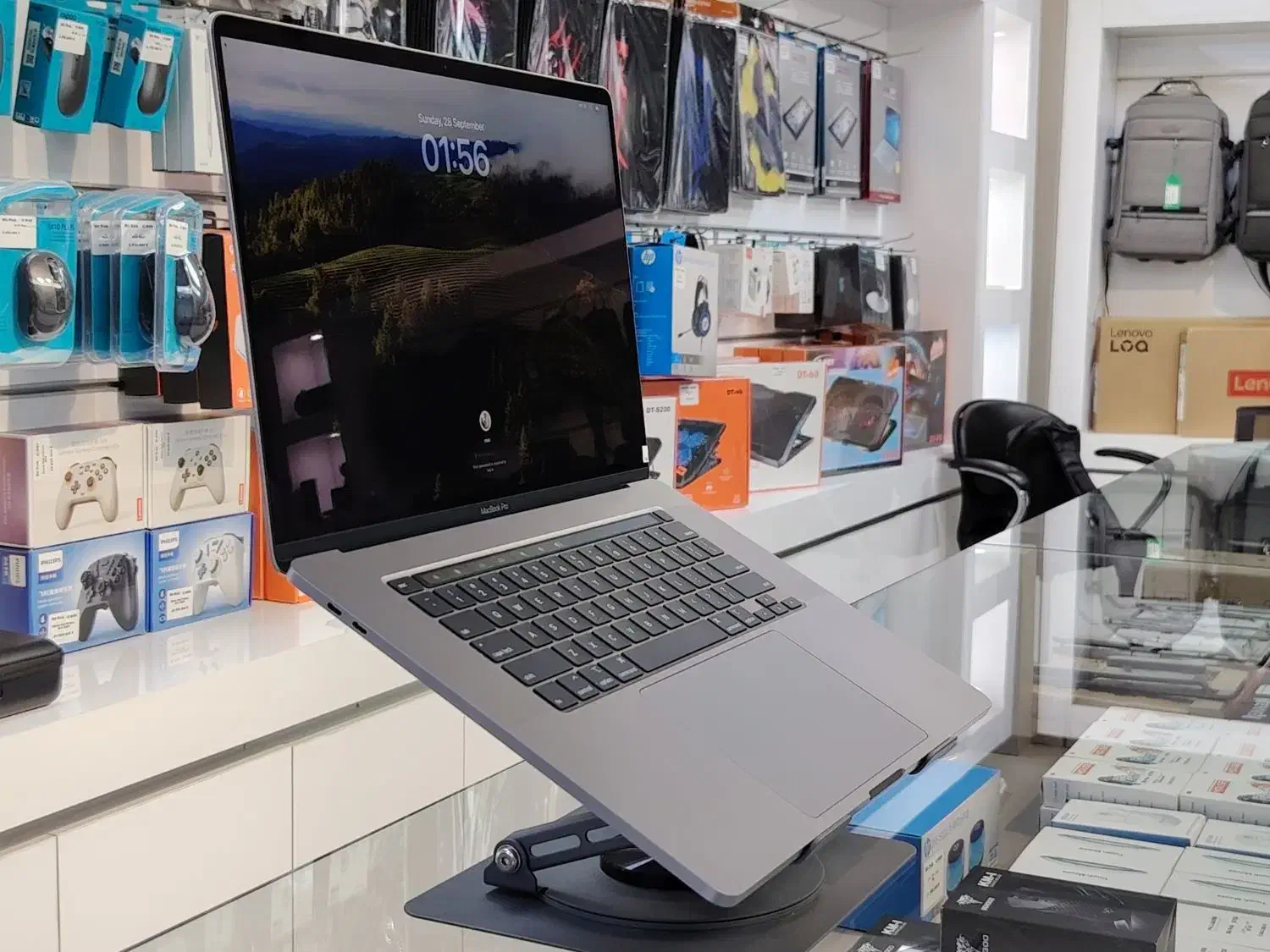 MacBook Pro 2019 16 گرافیکدار|رایانه همراه|کرمان, |دیوار