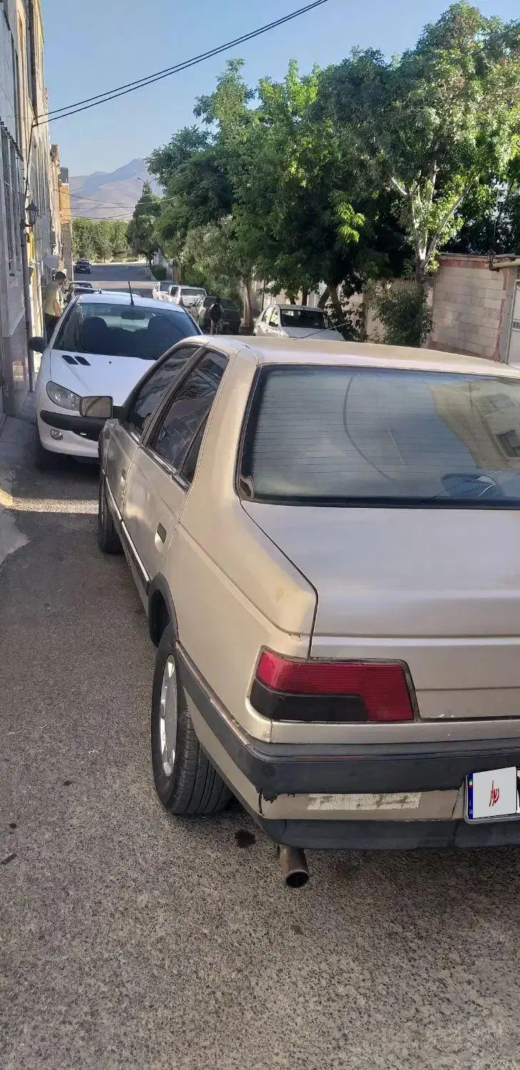 پژو 405  مدل ۸۲|خودرو سواری و وانت|اراک, |دیوار