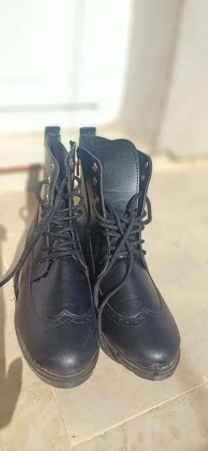 نیم بوت|کیف، کفش، کمربند|جوانرود, |دیوار