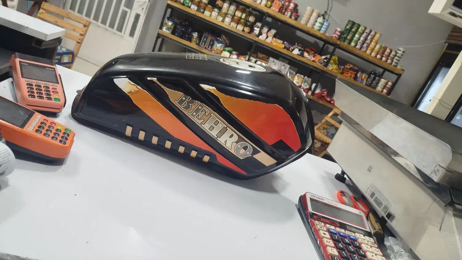 باک بزرگ|موتورسیکلت|سرایان, |دیوار