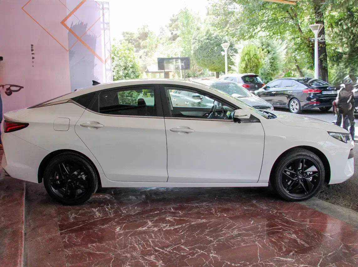 کی ام سی j7/ تحویل فوری/سند به نام خریدار/kmc j7|خودرو سواری و وانت|کرج, عظیمیه|دیوار