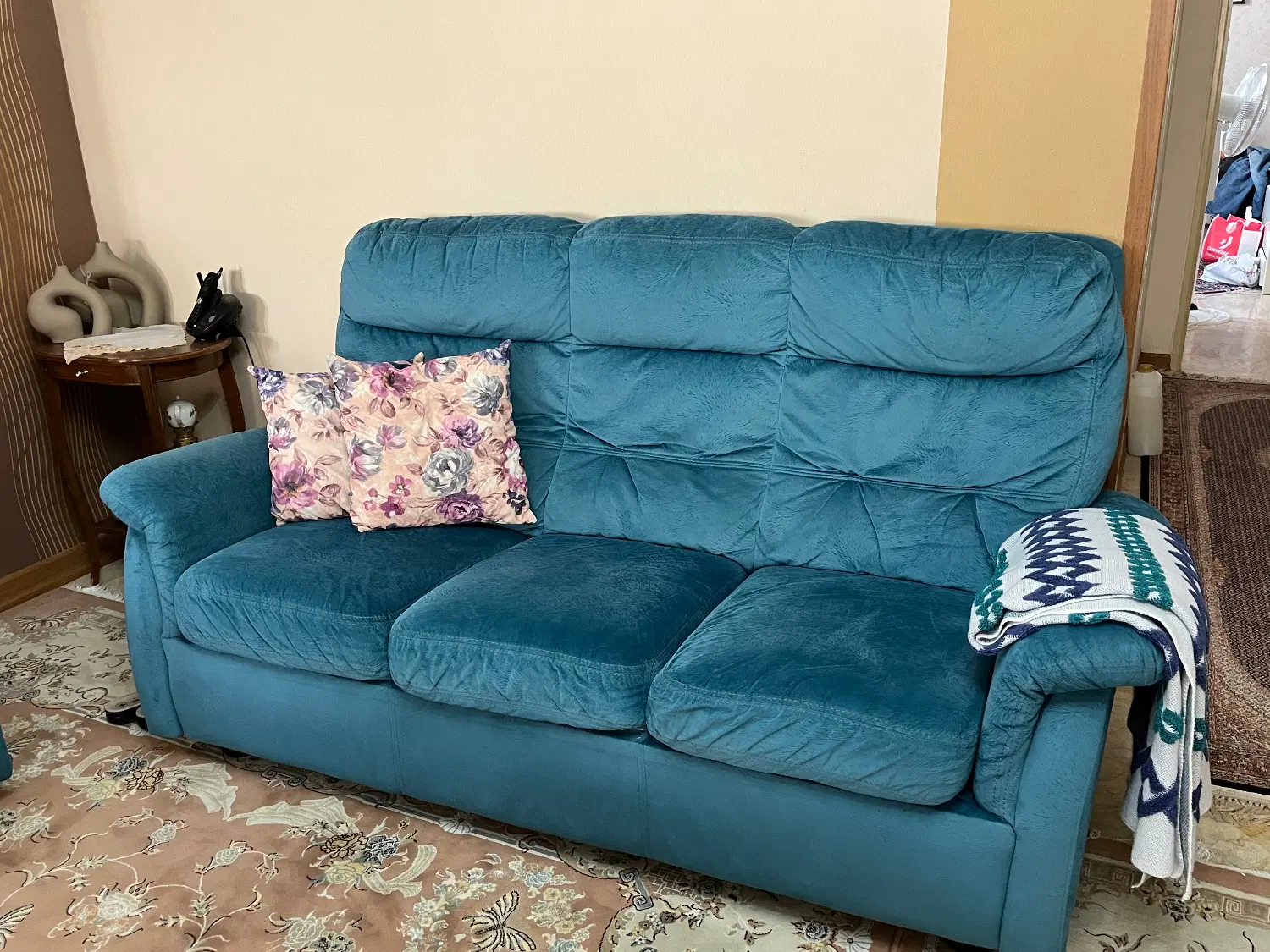 کاناپه سه نفره و دونفره راحتی|مبلمان خانگی و میز عسلی|تهران, حبیب الله|دیوار