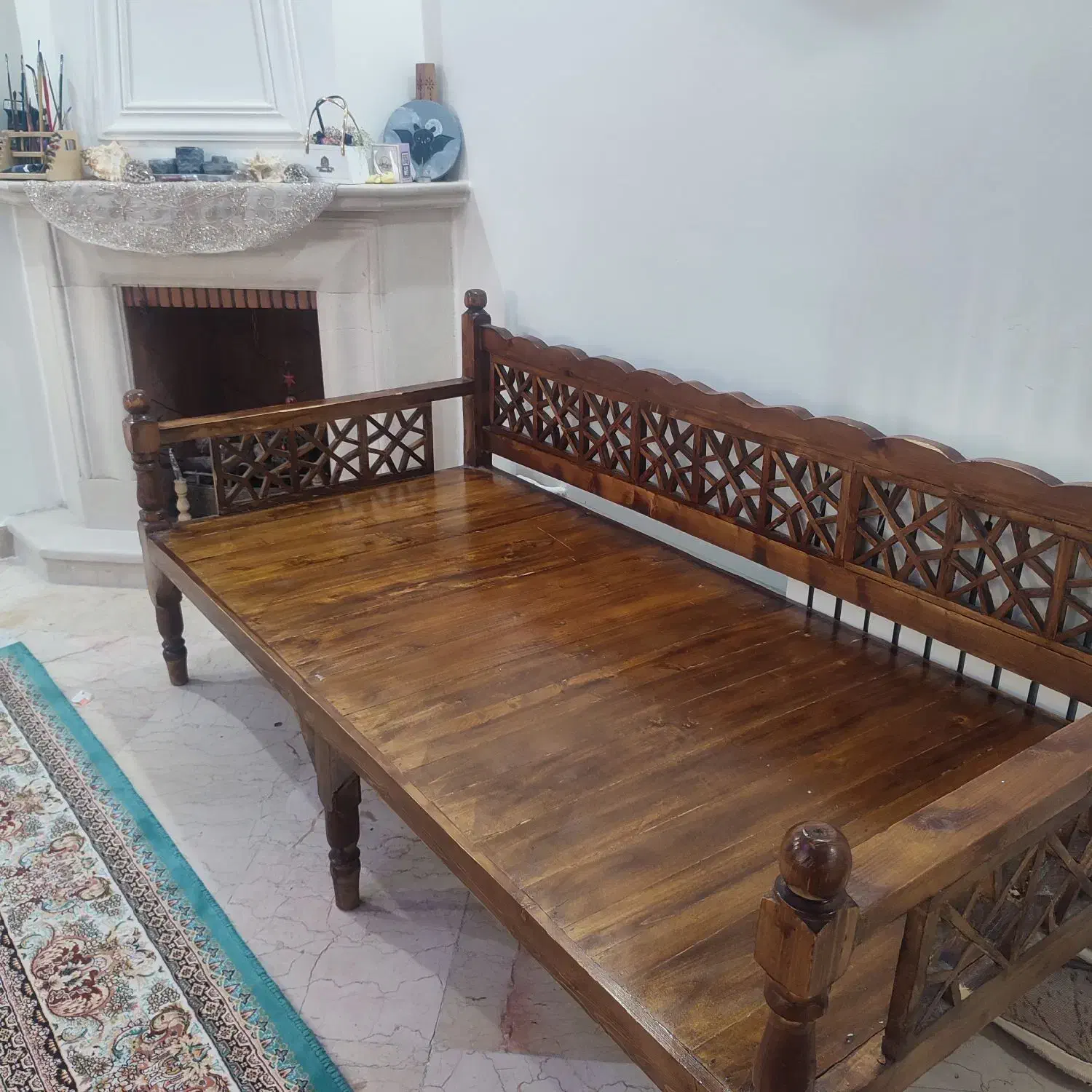 آینه قدی چوبی وتخت چوبی درحد نو|آینه|تهران, پونک|دیوار