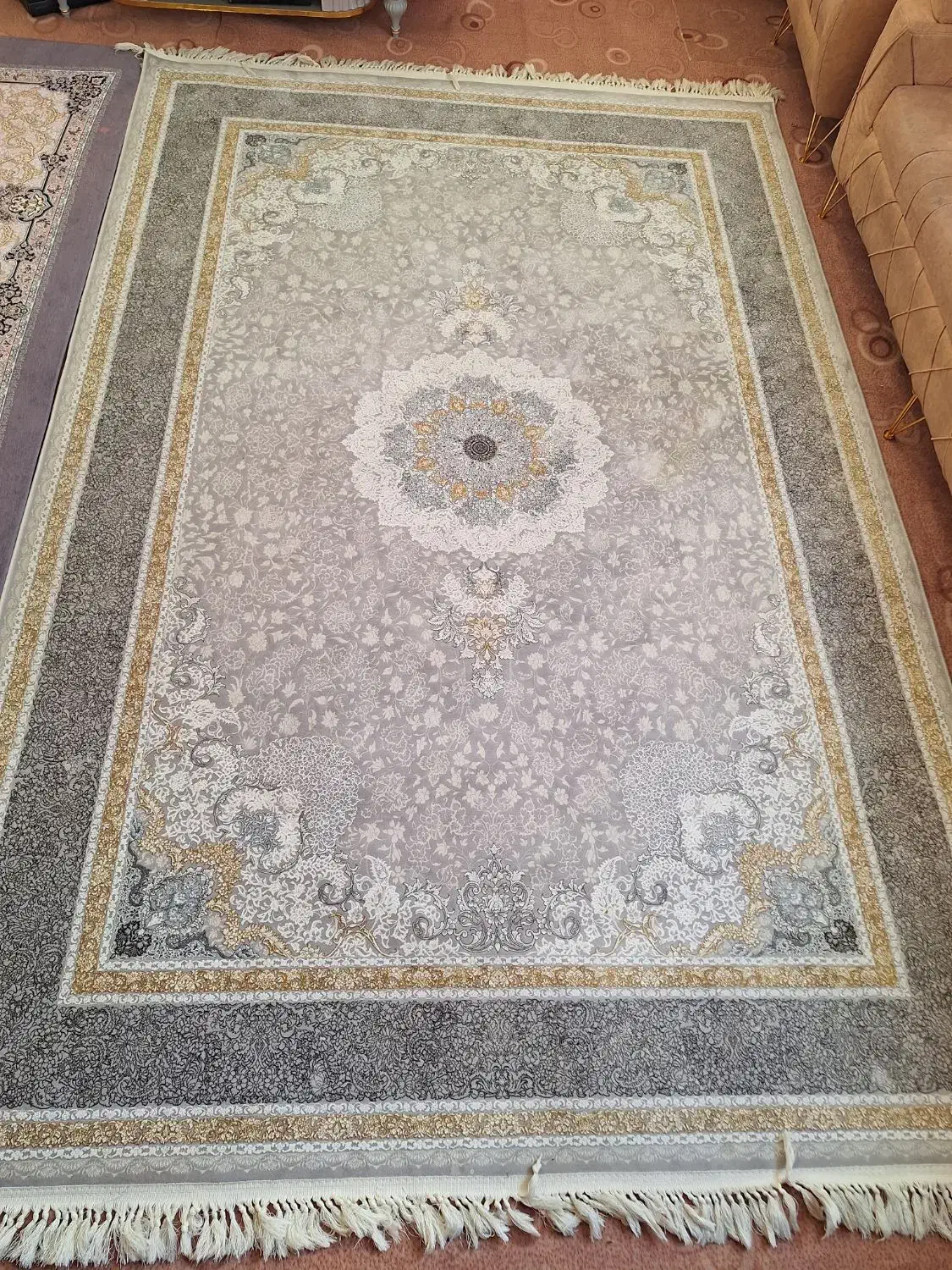 جفت ۶ متری ۱۲۰۰ شانه|فرش|تبریز, |دیوار