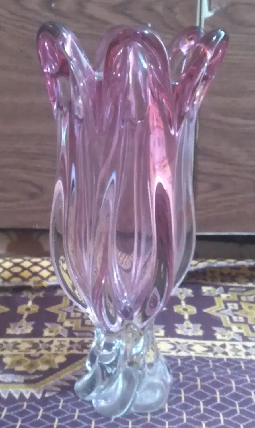 گلدان کریستال|کلکسیون اشیاء عتیقه|قنوات, |دیوار