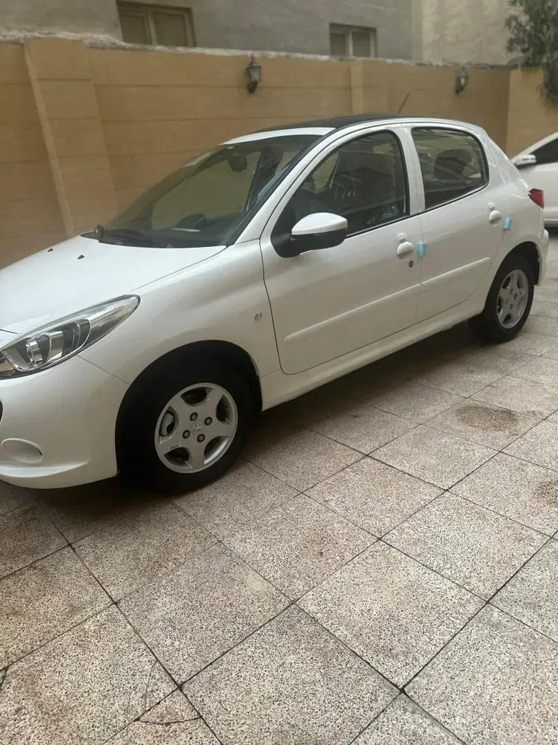 207 پانا۴۰۳خشک|خودرو سواری و وانت|بندرعباس, |دیوار