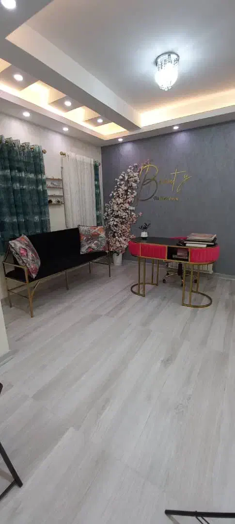 اجاره اتاق.براصلی بلواردیلمان.۶ تومن|خدمات آرایشگری و زیبایی|رشت, گلسار|دیوار