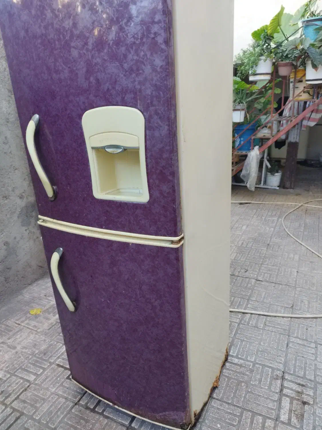 یخچال|یخچال و فریزر|گالیکش, |دیوار