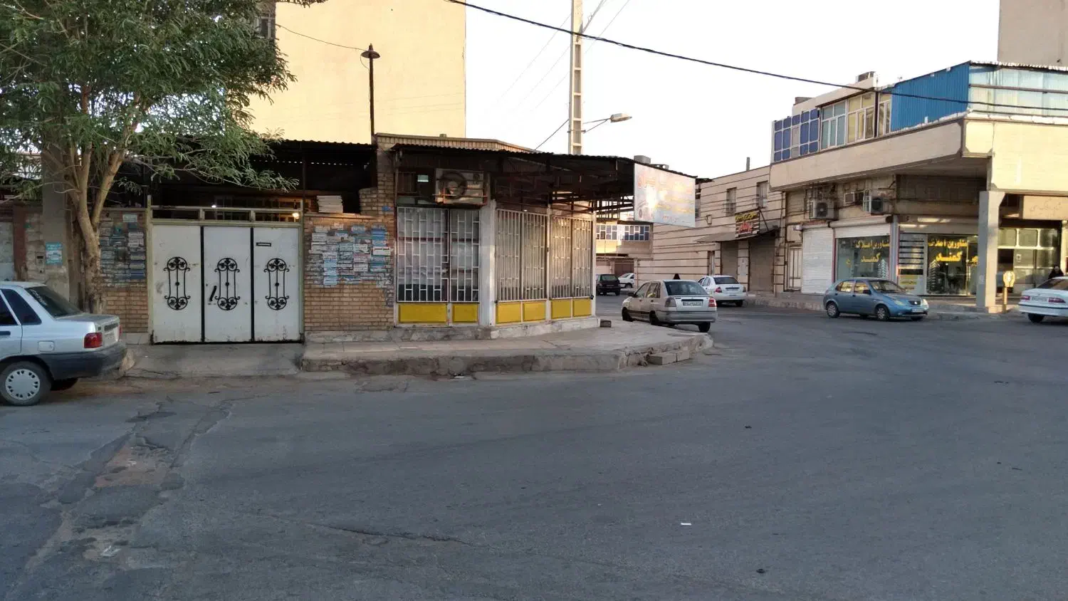 منزل ویلایی ۲۲۰ متری مجاهد خیابان فضیلت یک پلاک ۷|فروش خانه و ویلا|اهواز, مجاهد|دیوار