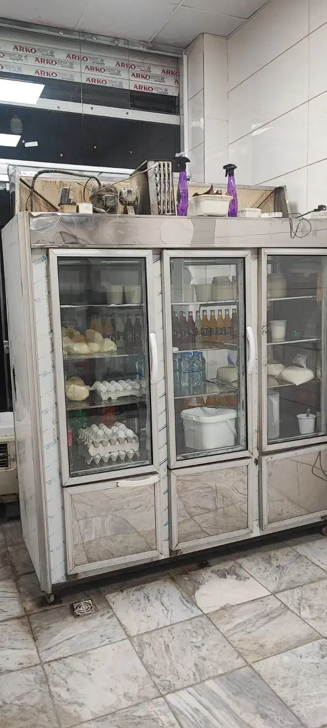 وسایل فروشگاه و لبنیاتی|فروشگاه و مغازه|سنندج, |دیوار