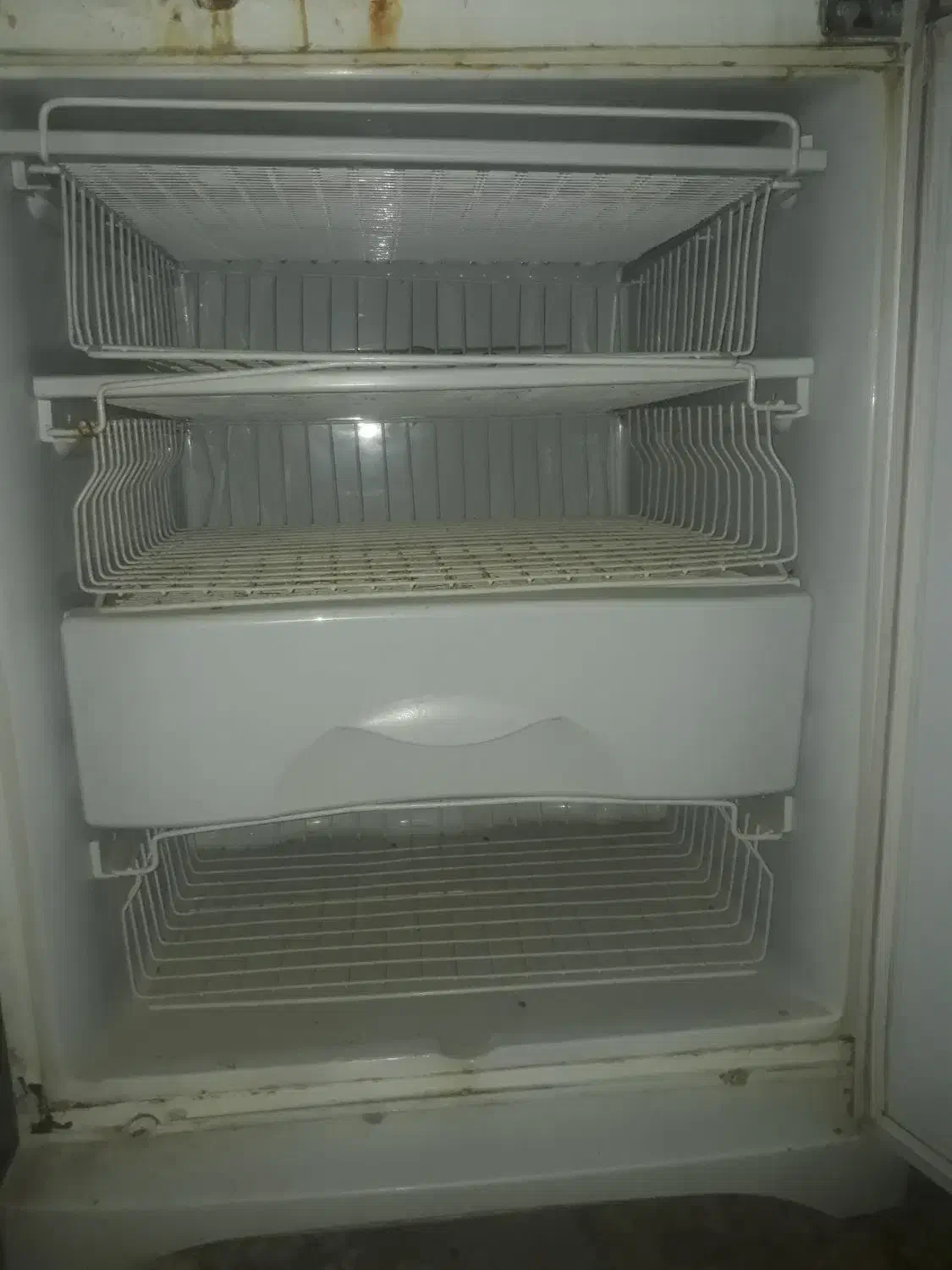 یخچال فریزر سالم بدنه موتور سالم|یخچال و فریزر|فیروزآباد (فارس), |دیوار