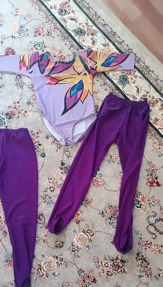 برای سن 6تا7سال|لباس|سقز, |دیوار