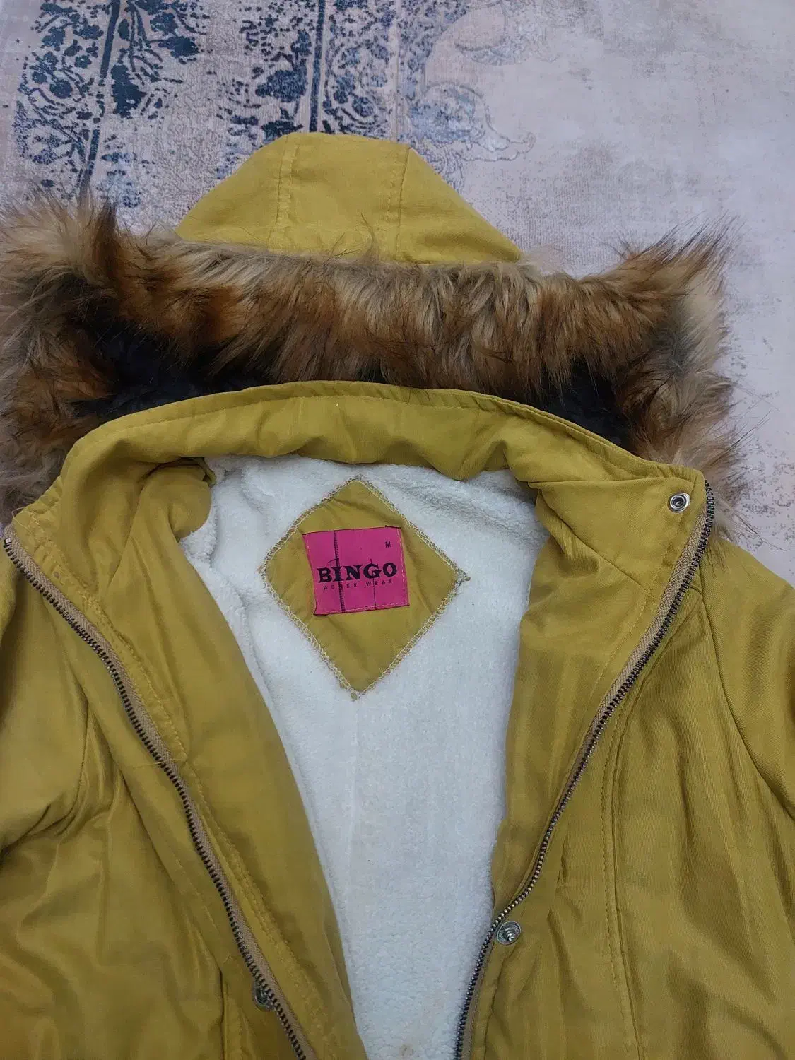 پالتو زمستانه بسیار شیک و گرم|لباس|شیراز, زرهی|دیوار