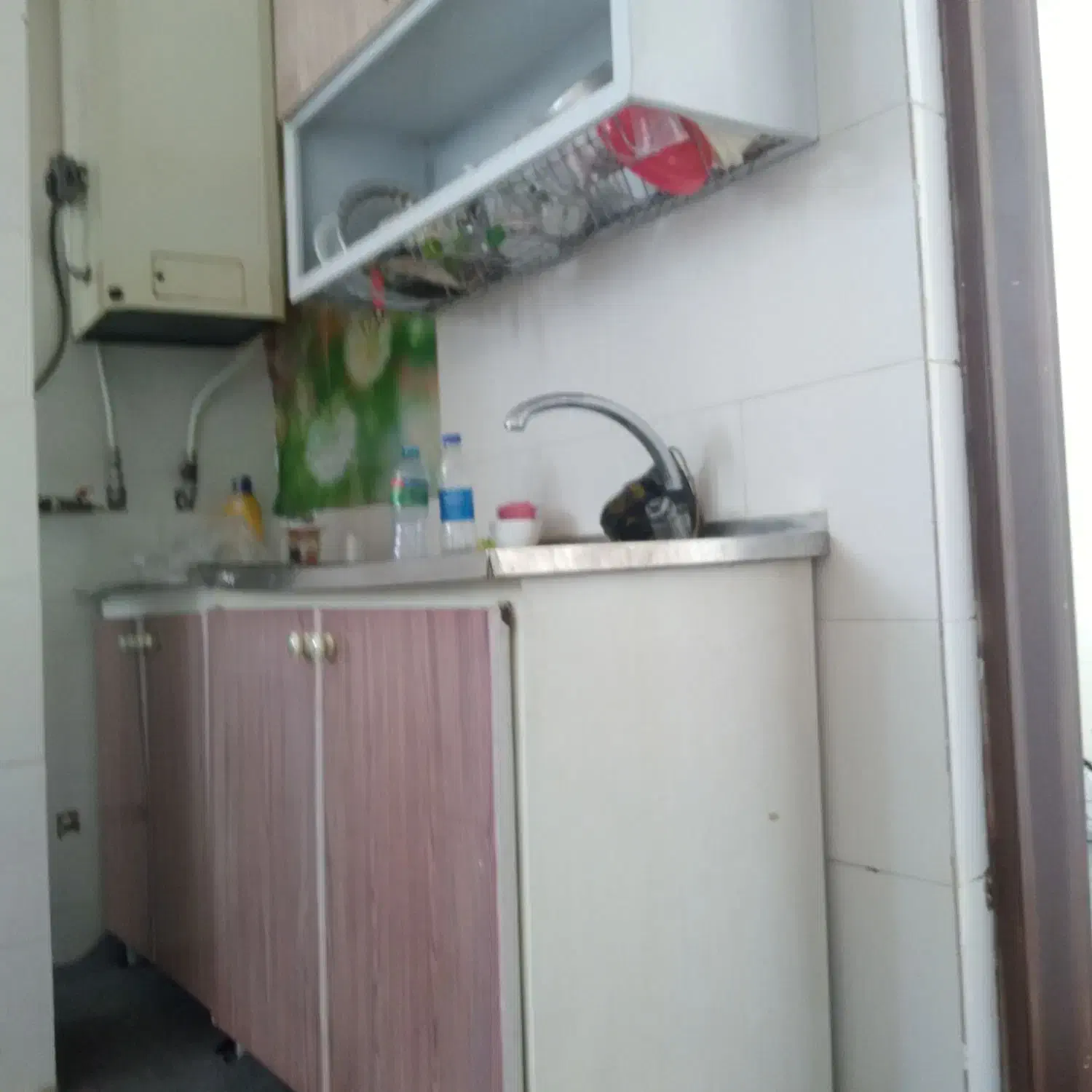 همخونه یا همخانه خانم|اجارهٔ آپارتمان|شیراز, شهرک قمشه|دیوار