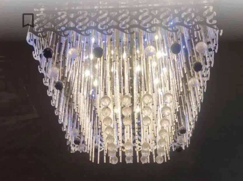 لوستر|لوستر و چراغ آویز|رباط‌کریم, رباط‌کریم|دیوار