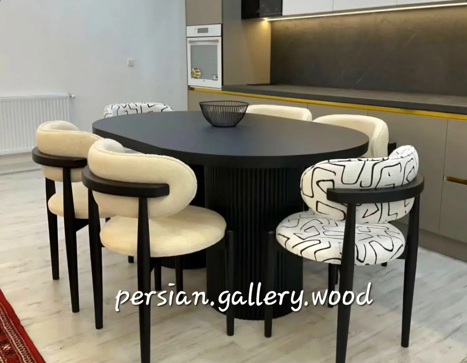 نوزالیس میز ناهار خوری ممتازِ آرشه و صندلی غذاخوری|میز و صندلی غذاخوری|تهران, نیروی هوایی (پیروزی)|دیوار