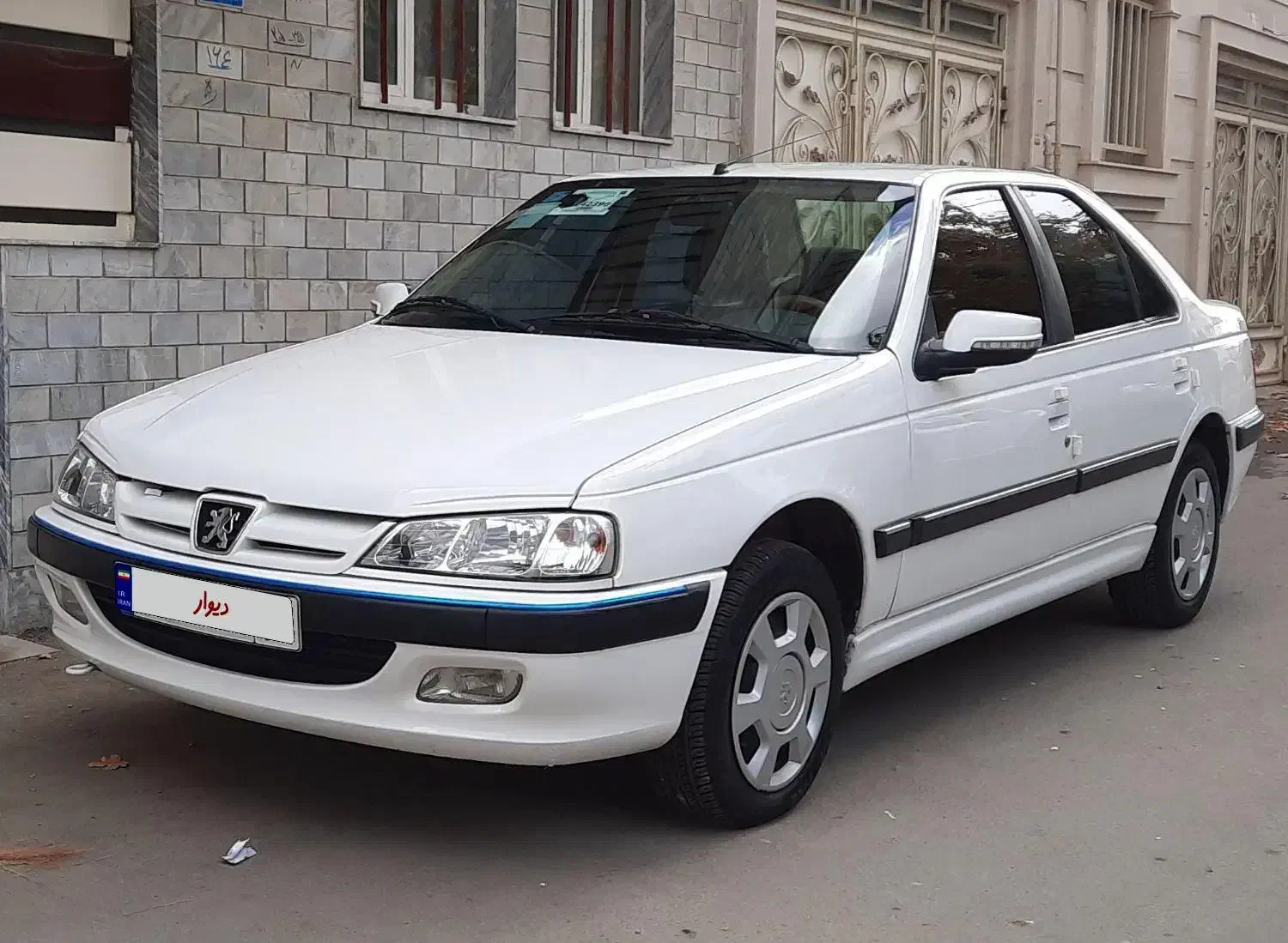 پژو پارس مدل ۱۴۰۲ دریچه گاز سیمی|خودرو سواری و وانت|بروجرد, |دیوار