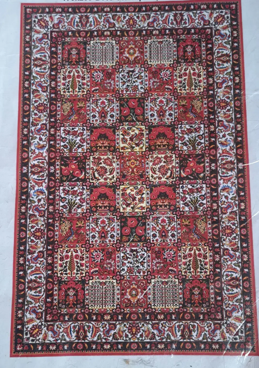 بافنده قالی دستمزدی|فرش|شهرکرد, |دیوار