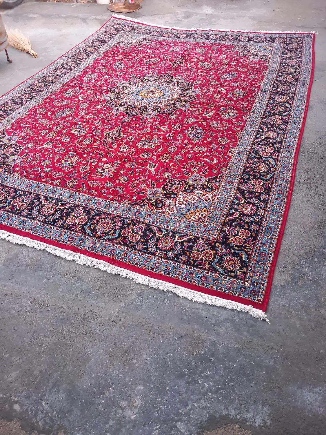 با سلام یک جفت فرش ۱۲ متری سالم قیمت ۵ میلیون|فرش|سنقر, |دیوار