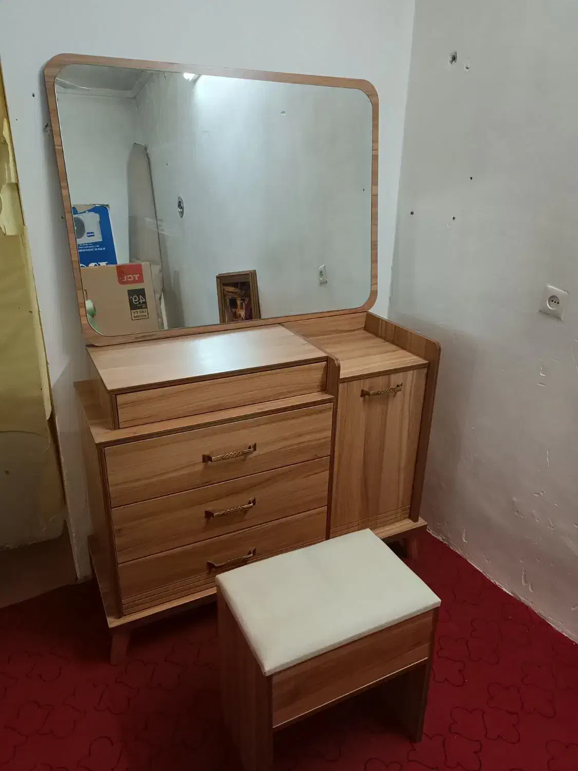 دراور با آینه وصندلی|جاکفشی، کمد، دراور|گرگان, |دیوار