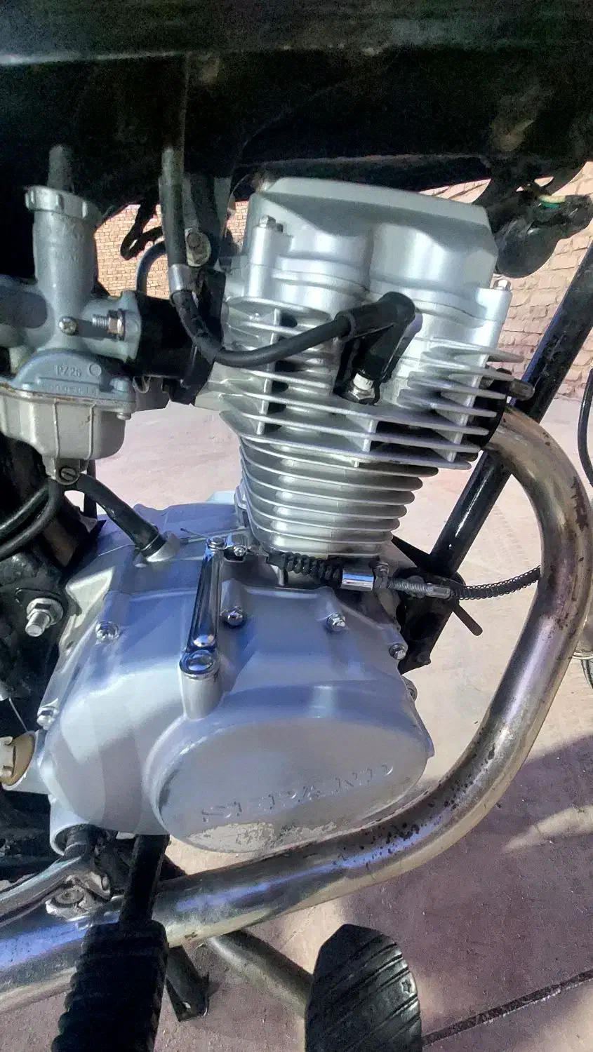 هندا خیلی خیلی تمیز وسالم|موتورسیکلت|میبد, |دیوار