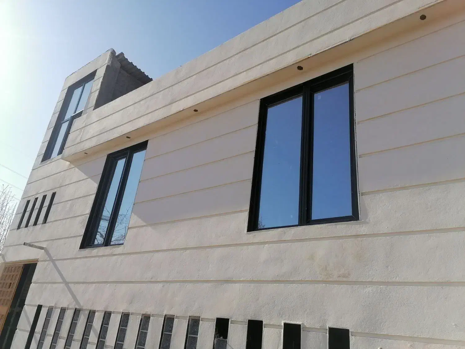 درب و پنجره دوجداره مدرن صنعت|خدمات پیشه و مهارت|اراک, |دیوار