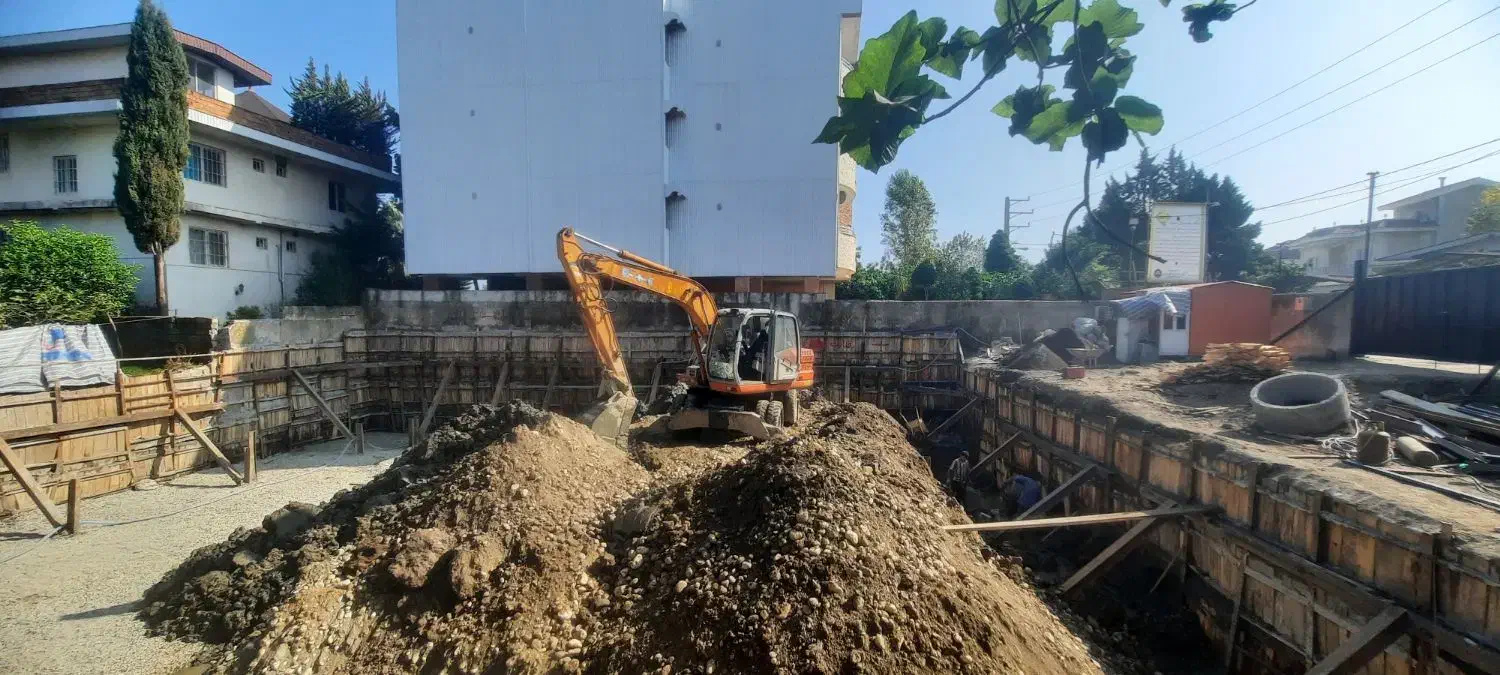 خدمات گودبرداری،خاکبرداری، تخریب و سازه نگهبان|خدمات پیشه و مهارت|چالوس, |دیوار