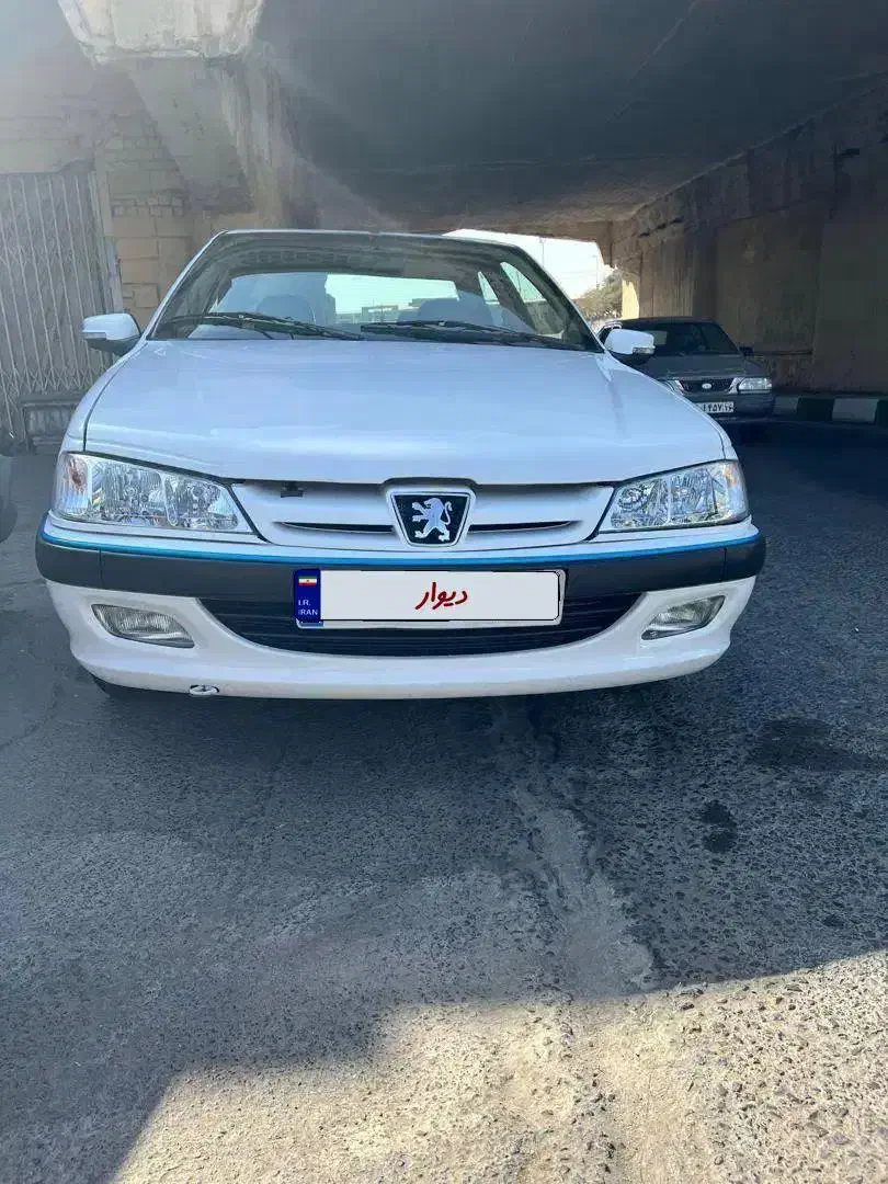 پژو پارس ۹۸دوگانه کارخانه|خودرو سواری و وانت|قم, زنبیل آباد|دیوار