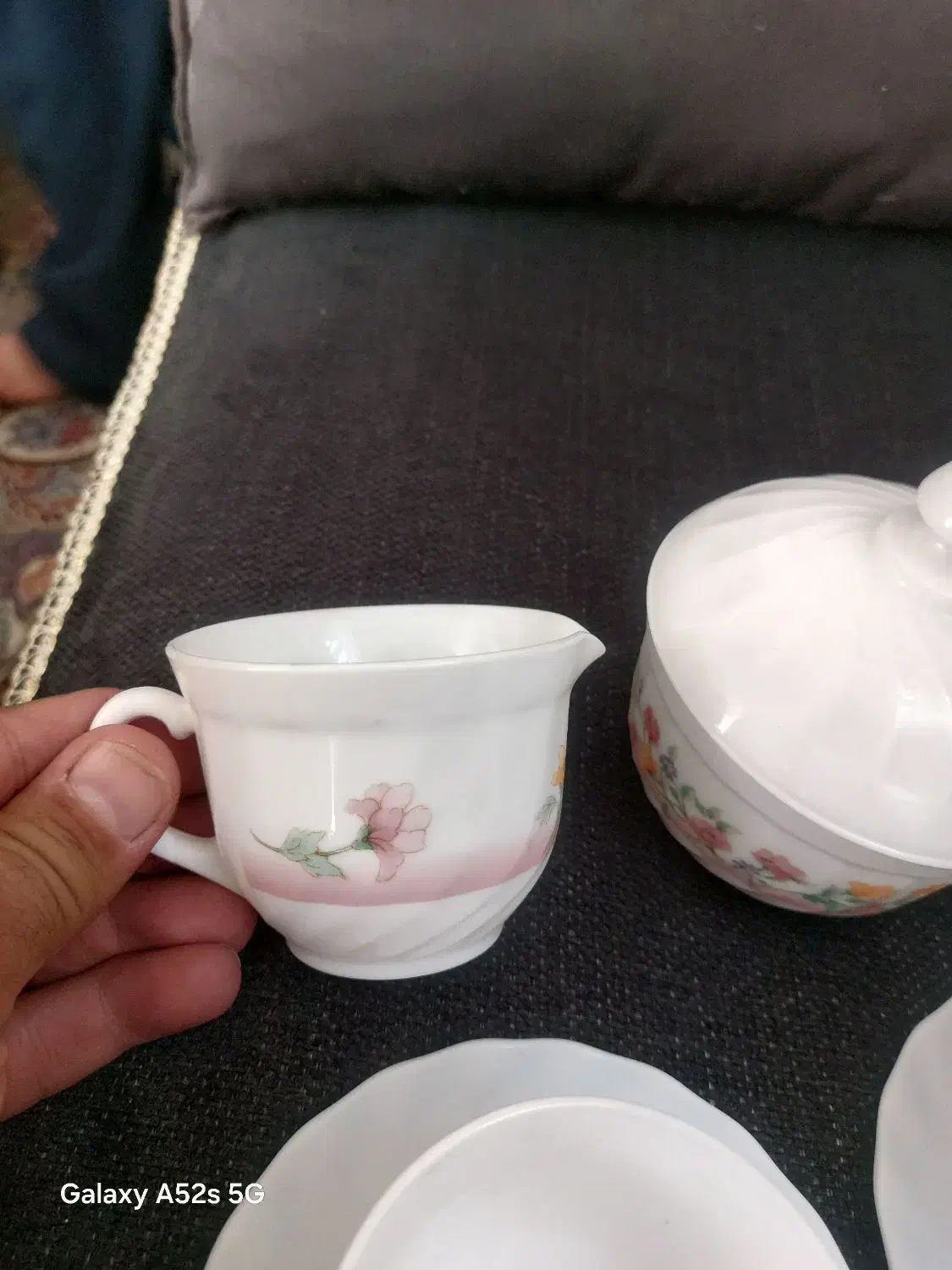 ۱ دست فنجان ارکوپال Luminarc  و ۲ عدد قندان|ظروف سرو و پذیرایی|ری, تقی آباد|دیوار
