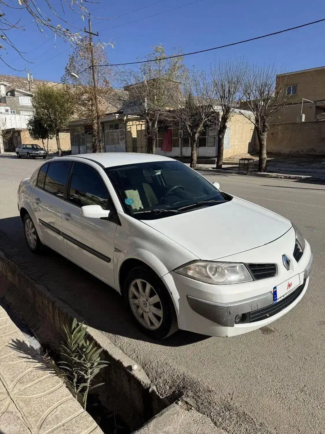 مگان ۲۰۰۰ مدل ۹۱|خودرو سواری و وانت|ایوان, |دیوار