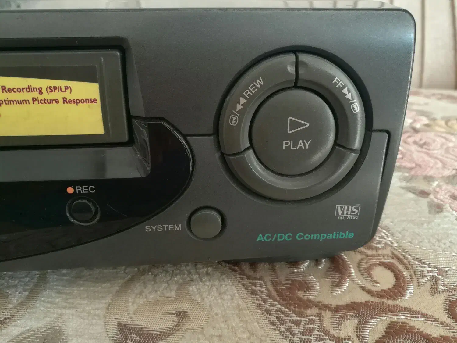 ویدیو ال جی اصل کره در حد نو|پخش‌کننده DVD و ویدیو|خمینی‌شهر, |دیوار