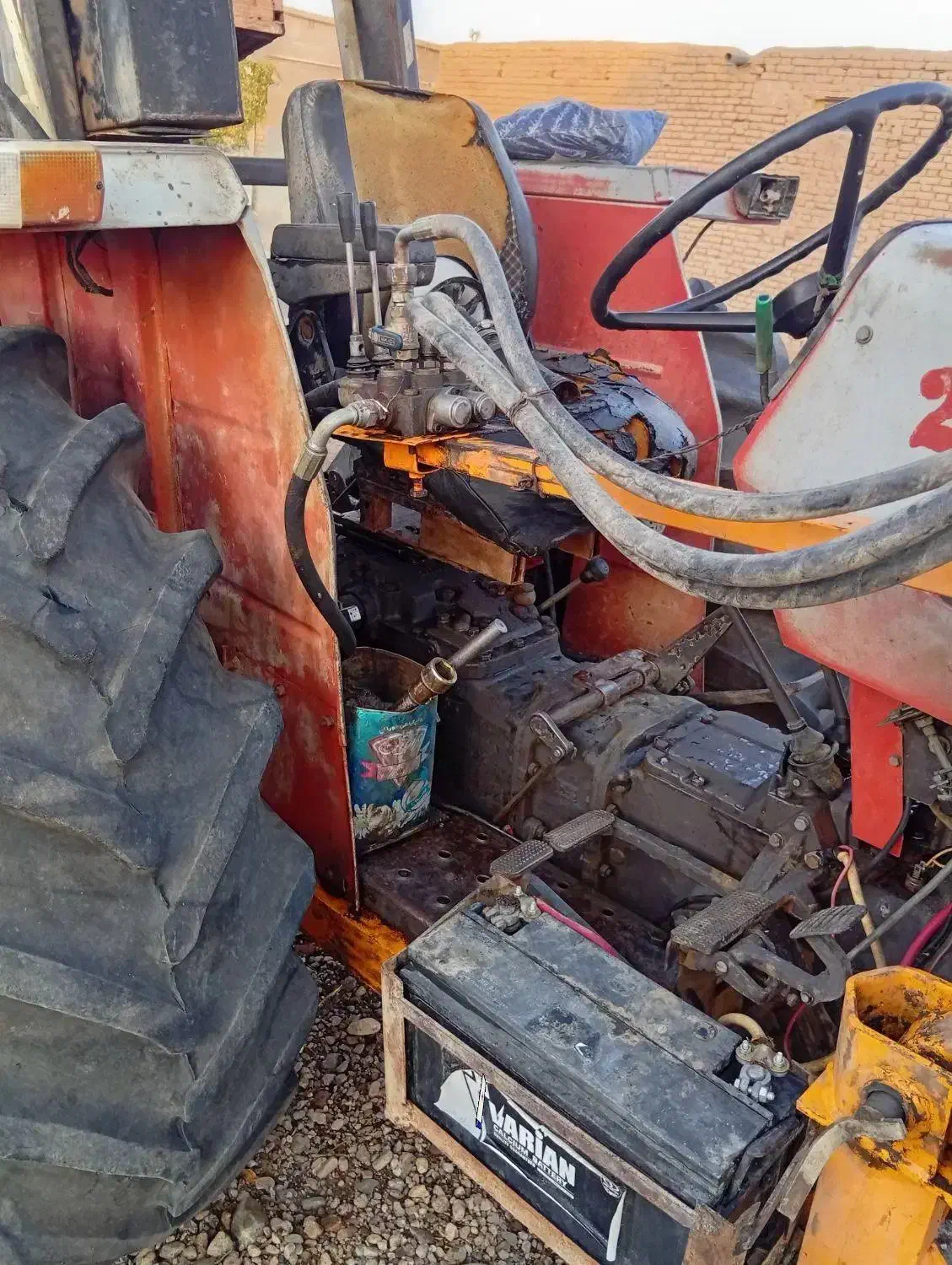 تراکتور 285مدل 77|خودرو سنگین|چاهک, |دیوار