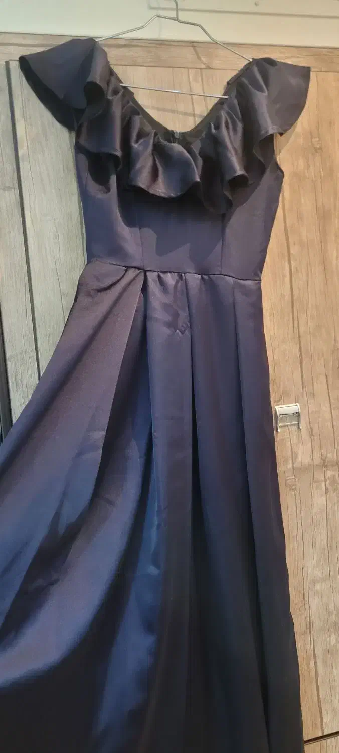 لباس مجلسی نو|لباس|بومهن, |دیوار