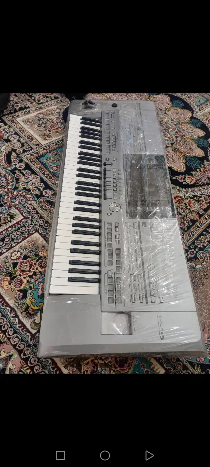 ساز کیبورد|پیانو، کیبورد، آکاردئون|سبزوار, قصبه غربی|دیوار