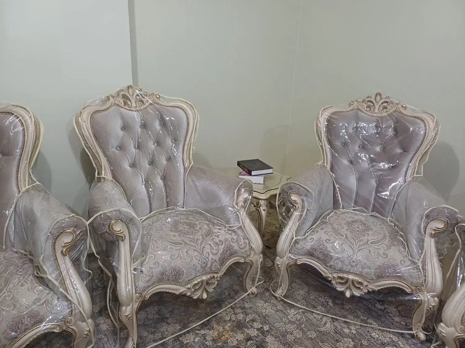 مبلمان و جلو مبلی|مبلمان خانگی و میز عسلی|بندرعباس, |دیوار