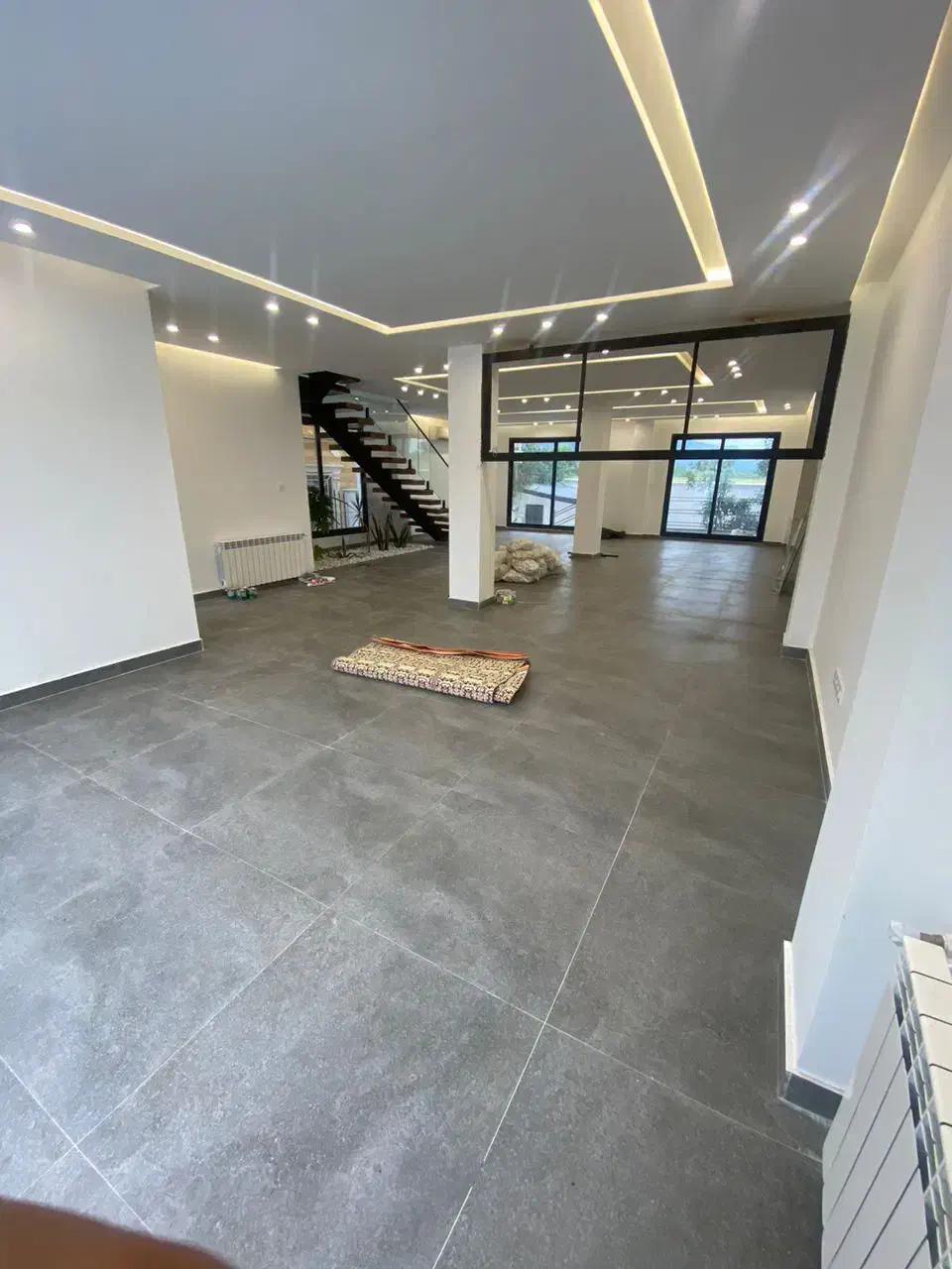 ویلا شهرکی ۳۷۰ متری الکله|فروش خانه و ویلا|تنکابن, |دیوار