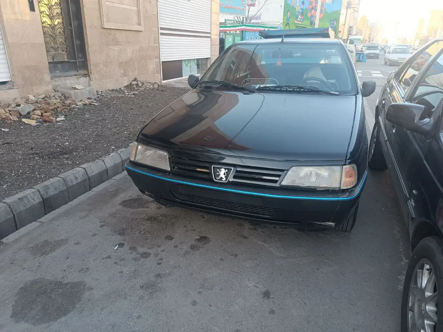 پژو 405 مشکی|خودرو سواری و وانت|تبریز, |دیوار