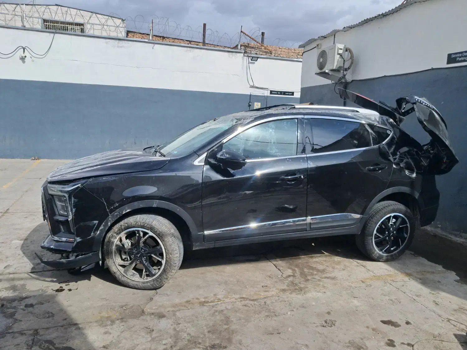 کی ام سی ایکس ۵ (kmc x5) تصادفی|خودرو سواری و وانت|کرمان, |دیوار