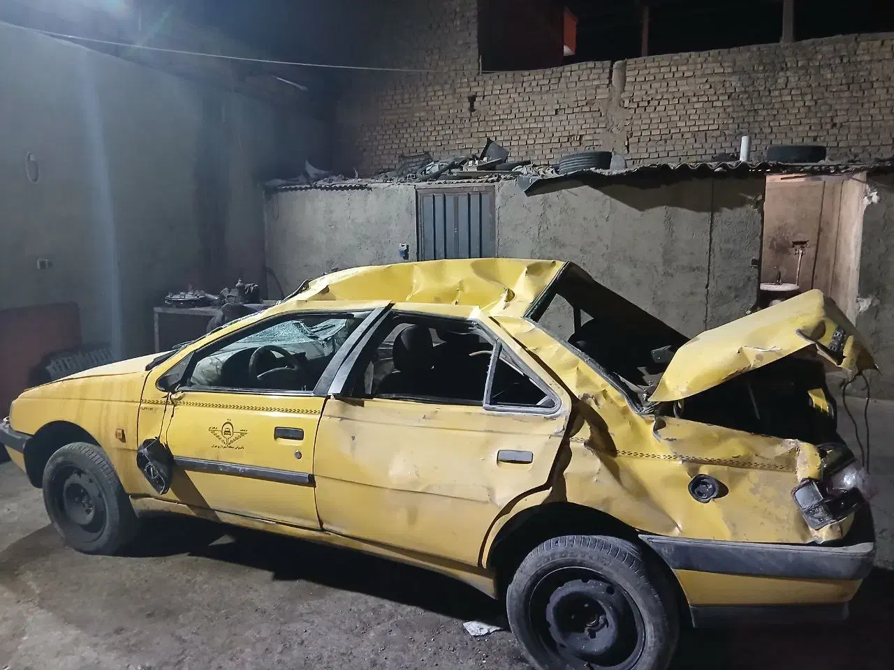 تاکسی پژو ۴۰۵ مدل ۹۶|خودرو سواری و وانت|تهران, کرمان|دیوار