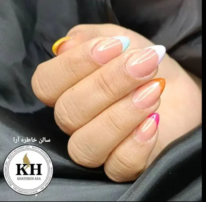 تمام خدمات زیبایی در آرایشگاه با قیمت فوق العاده|خدمات آرایشگری و زیبایی|شیراز, شهرک ترکان|دیوار